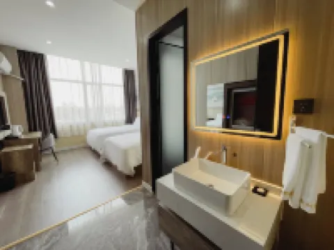 Nice Garden  Hotel (Junan Lingang District Government)