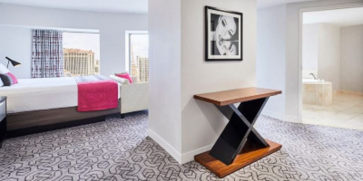 ウルトラリゾートビスタキングサイズベッドルーム 禁煙 プラネット ハリウッド リゾート&カジノの写真