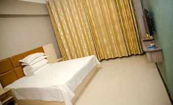 Shuangfeng Xinwang E-sports Hotel