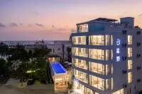 Sanya Xingye sea view design B & B Hotels near Tianyazhen