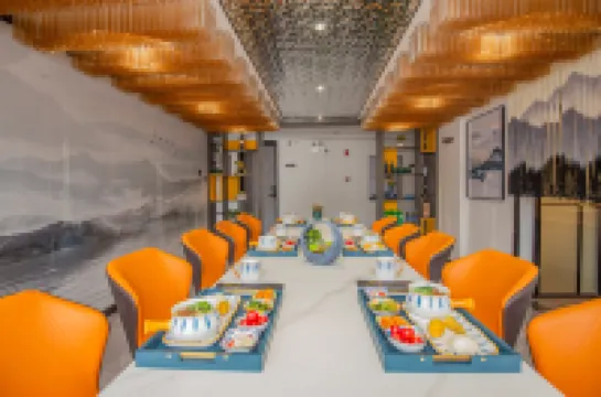 Wuhu Jinyun Light Luxury Inn