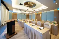 Grand Dragon Hotel
