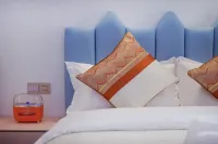 Yunhai Homestay (Shenshan Special Cooperation Zone Branch) - balcony