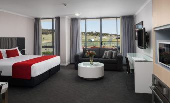 Rydges Mount Panorama Bathurst, an EVT hotel