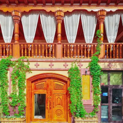 New Dap Hostel (in Grape Town) Hotels near Grape Valley