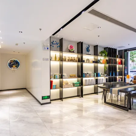 Luoyang 24h qixijia Hotel