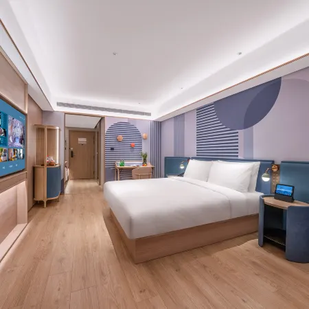 Orange Hotel (Rizhao Huarun Vientiane Mall Rizhao Railway Station Branch)