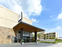 Grand BS Airport Hotel Suvarnabhumi Hotels near The Paseo Mall