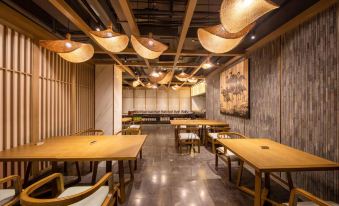 Qiyue Song Heritage Hotel (Hangzhou West Lake Hubei Intime Store)