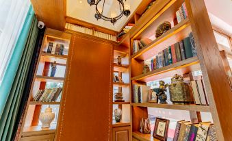 James Joyce Coffetel (Hohhot Exhibition Hall East Road Shop)