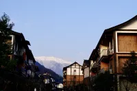 Emeishan Dengfenglai Homestay (Huangwan Visitor Center)