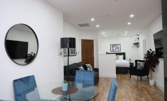 Concert Square Apartments by Happy Days