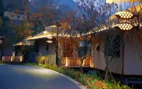 Middle Mountain Hotel Hotels in Suijiang