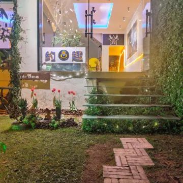 Yuequ Dianchi Lake Chinese Inn