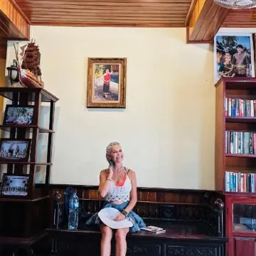 Villa Alounsavath Mekong Riverside Отели рядом с достопримечательностью «Ват Сенсоухарам»