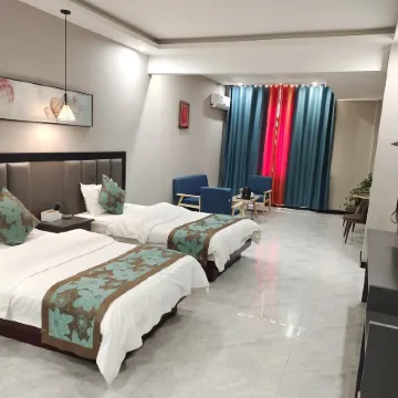 Dingbian Pengde Hotel