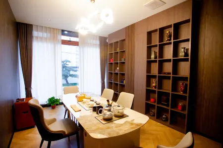 Lu Yuan Xinshe Homestay Отели в г. Ланьтянь