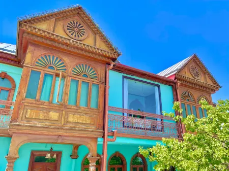 Hi Yili Blue Lane B&B (Yili Old Town Kazanqi Branch)