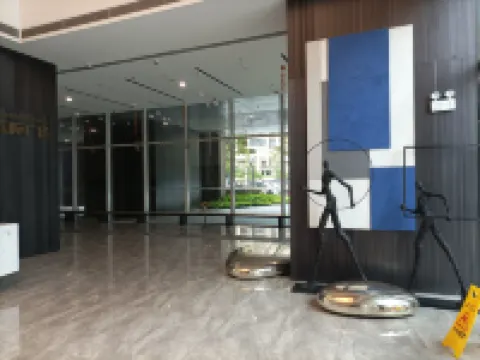 zhongshanyunbogongyujiudian