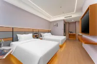 World Smart Hotel (Jinan Dongzhan Wanxiang Zhongxin) Hotels near Jinan Yaoqiang International Airport