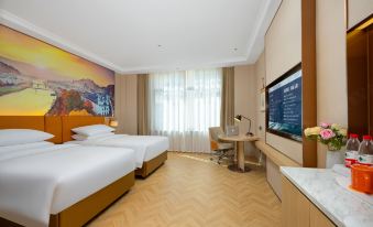 Vienna Hotel (Shantou Chaoyang Station Gurao Branch)