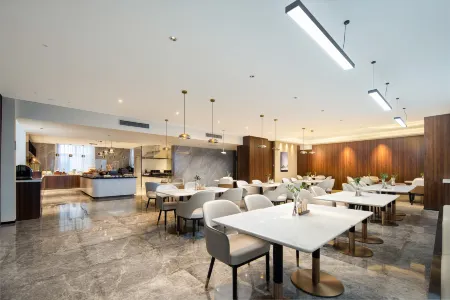 Changji Huijia Times Wanbo Hotel