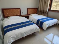 Canyon Inn Hotels in Ganquan