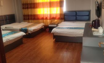 Dingqing Hongxin Business Hotel