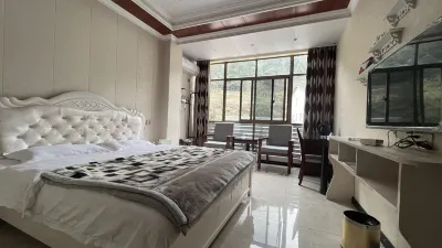 Longcheng Hotel Hotel in zona Nuoxizhixiang