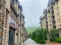 Badaling Guanshanyue Loft Villa Hotels near Ruiyun Winery