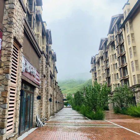 Badaling Guanshanyue Loft Villa