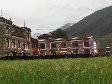 Yangkorcang Homestay Отели рядом с достопримечательностью «Quanhua Shoal»