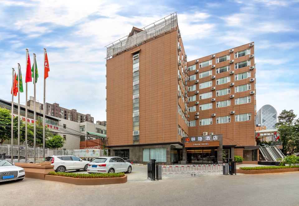 린 인 호텔의 깨끗한 로비