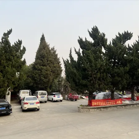 Fengyang United Fashion Theme Hotel