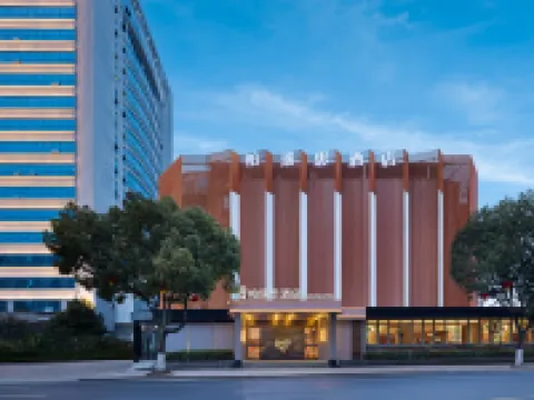 Taizhou Huangyan·Paris Designer Hotel (Wuyue Plaza Branch) Hotels in Taizhou