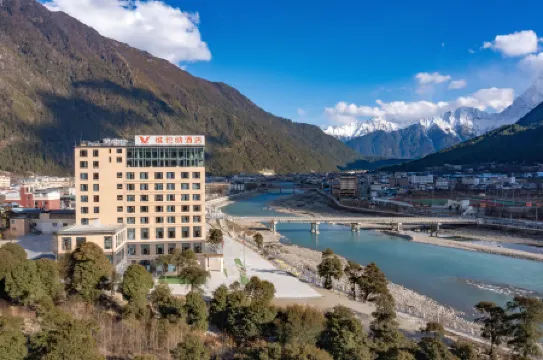 Vienna Hotel Nyingchi Bomi Branch