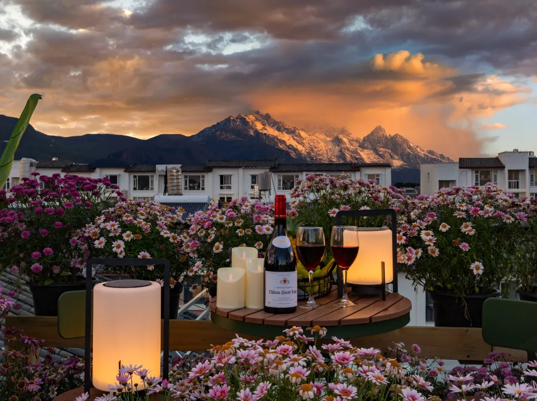Rizhao Jinshan Guyun Bieyuan Homestay - Lijiang