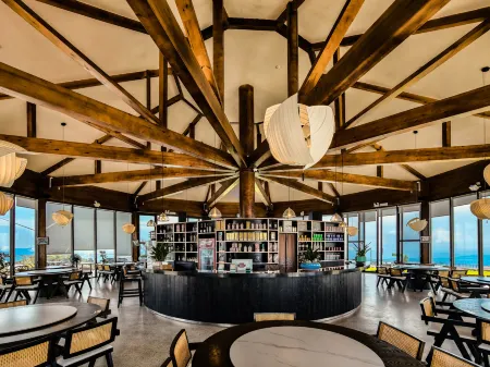 Cloud Ziyun Peak Resort