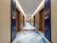 Huijing Hotel (Chunqiu Yancheng Hutang Subway Station) Hotels near Wujin
