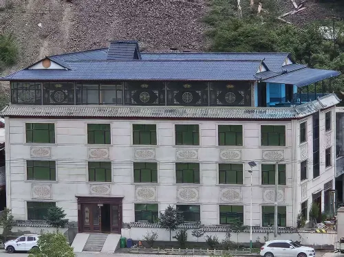 Taohe Yi Homestay Hotels in Min