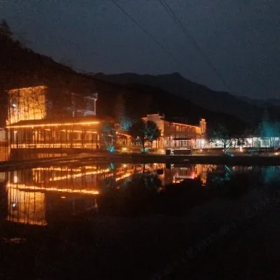Tuochuan Hotel Hotels near Koson