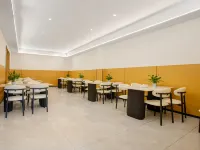 He Kou Zhenpin Guomen Hotel (He Kou Port Store) Hotels in Hekou