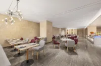 Lavande Hotel (Wuzhou Qilou Town Archway) - فطور