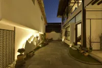 和順古鎮格子藝境客棧 和順古鎮住宿飯店