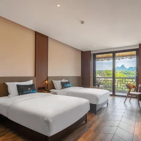 Yangshuo Percent Hotel (West Street Li River )