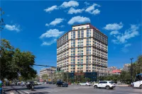 Kaifeng Yantong International Hotel (Qingming Shangheyuan Drum Tower Square)