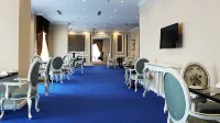 Adimulia Hotel Medan - bar