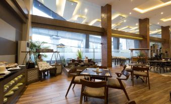 Hotel 88 ITC Fatmawati Jakarta by WH