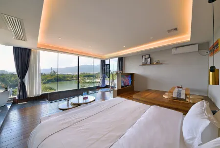 Zhaoqing Ruhe Lakeview Homestay (Qixingyan Paifang Branch)