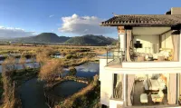 Cultural Hotel (Tengchong Heshun Ouxiang Zhijia Panoramic Wetland)
